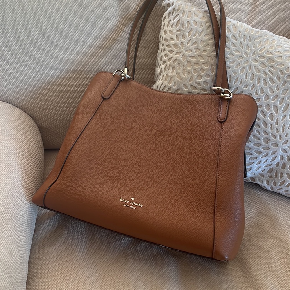 Kate Spade purse *basically brand new*